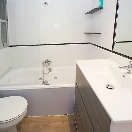 Avda. Villajoyosa Playa Albufereta Apartment *