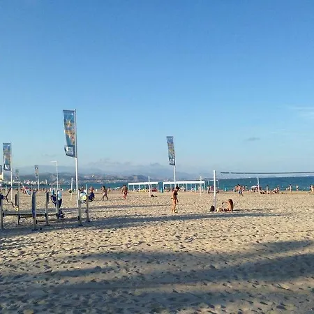 Avda. Villajoyosa Playa Albufereta アパート *